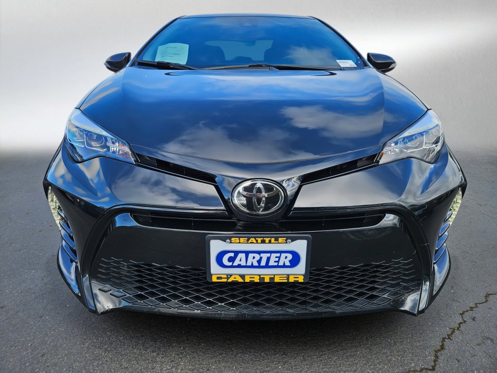 Used 2017 Toyota Corolla SE w/ Carpet Mat Package (TMS) image 2