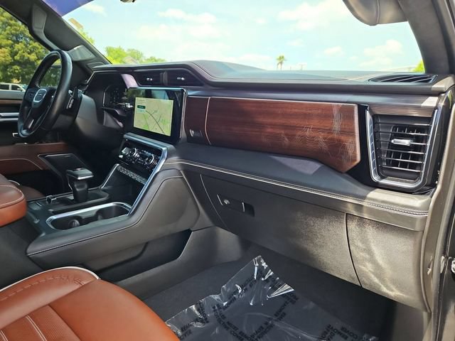 Certified 2025 GMC Sierra 1500 Denali Ultimate AWD/4WD image 30