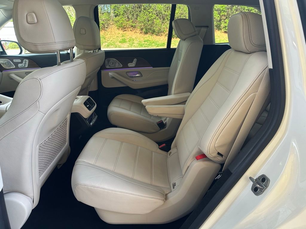 Used 2022 Mercedes-Benz GLS 450 4MATIC image 13