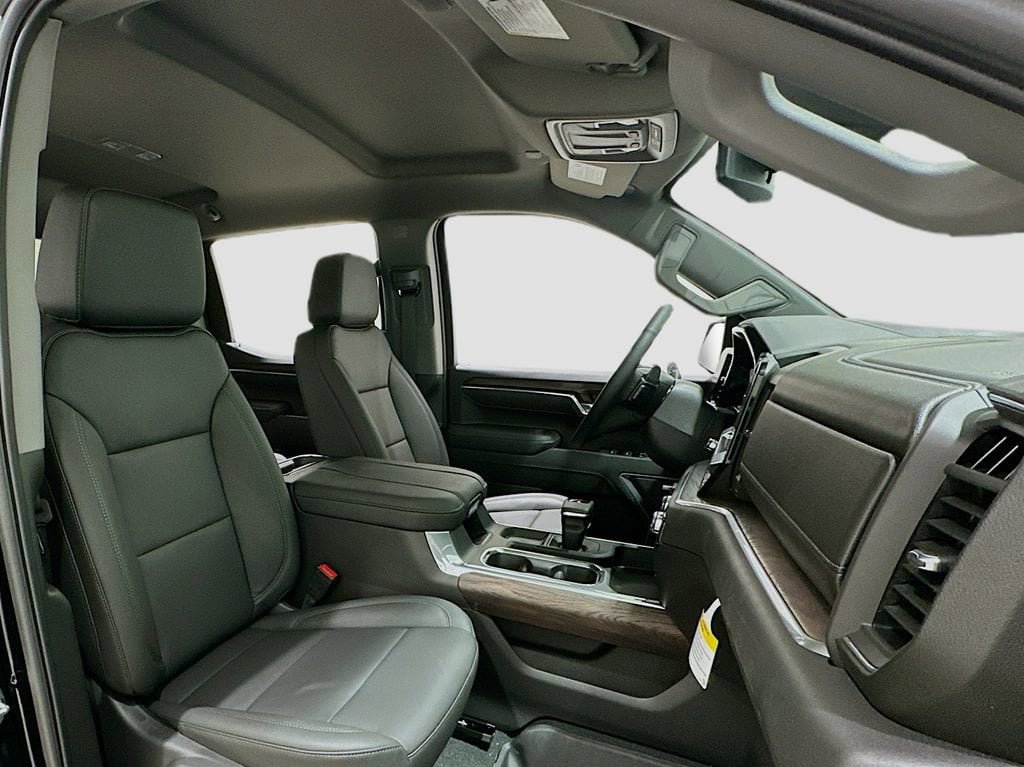New 2026 GMC Sierra 1500 SLT RWD image 31