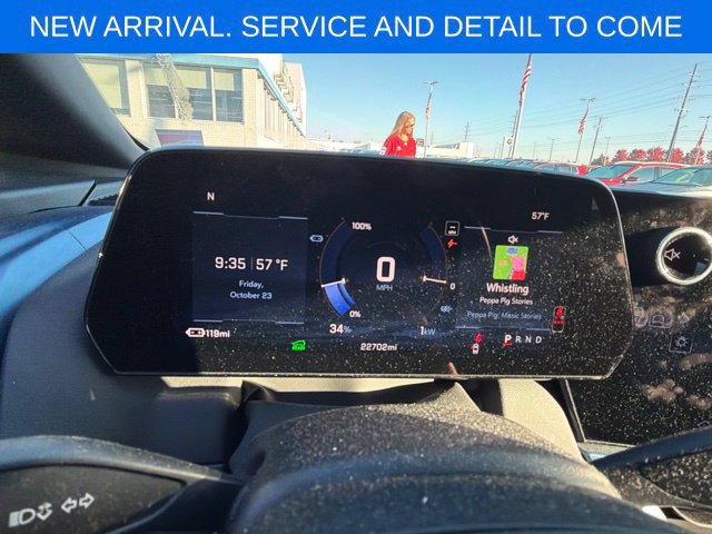 Used 2024 Chevrolet Equinox EV LT FWD image 12