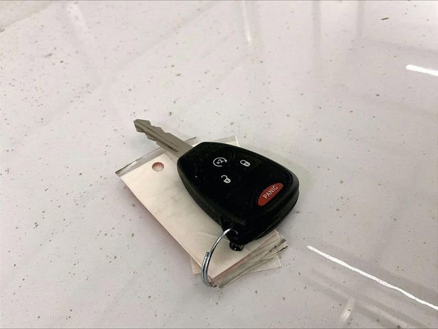 Used 2016 Jeep Wrangler Unlimited Rubicon w/ Connectivity Group AWD/4WD image 9