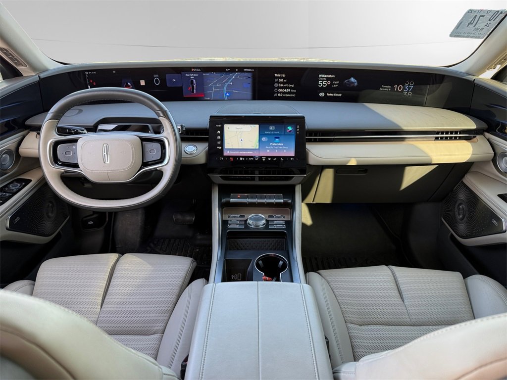 Used 2024 Lincoln Nautilus Reserve w/ Equipment Group 203A image 10