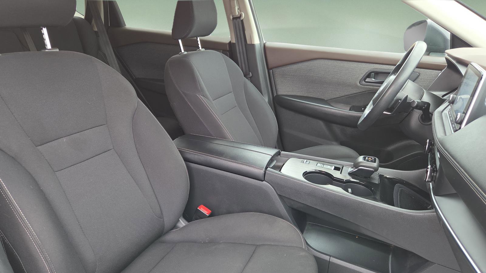 Used 2023 Nissan Rogue S FWD image 16