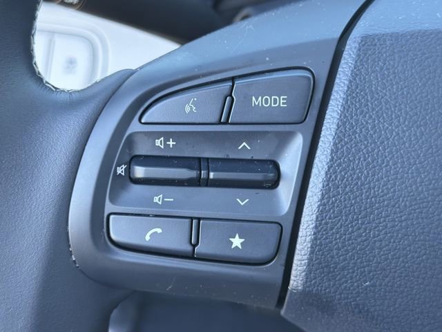 Certified 2025 Hyundai Venue Limited image 24