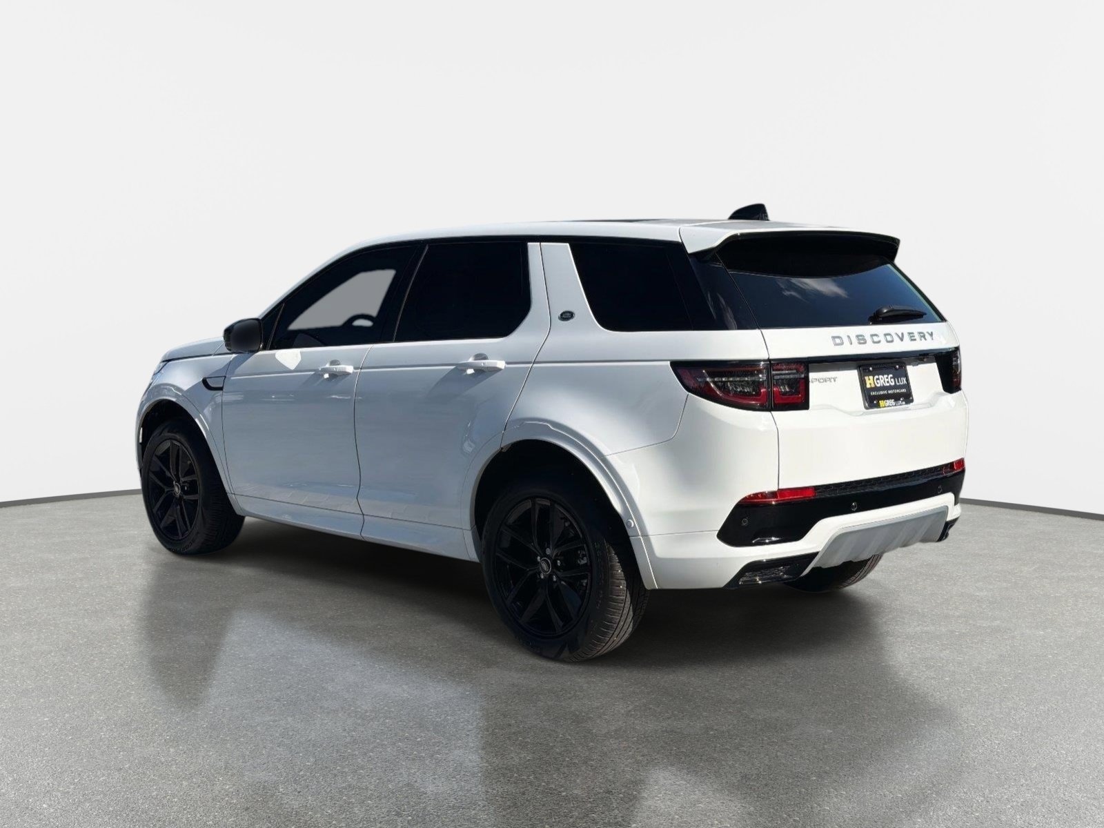 Used 2025 Land Rover Discovery Sport S AWD/4WD image 5