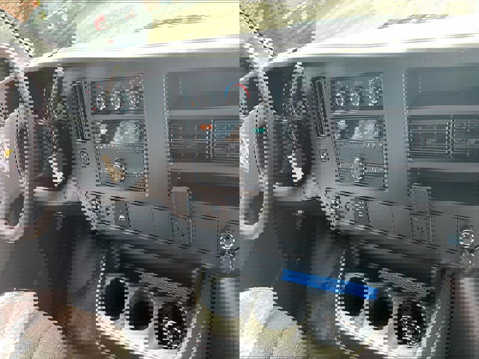 New 2026 Chevrolet Express 2500 w/ Driver Convenience Package RWD image 13