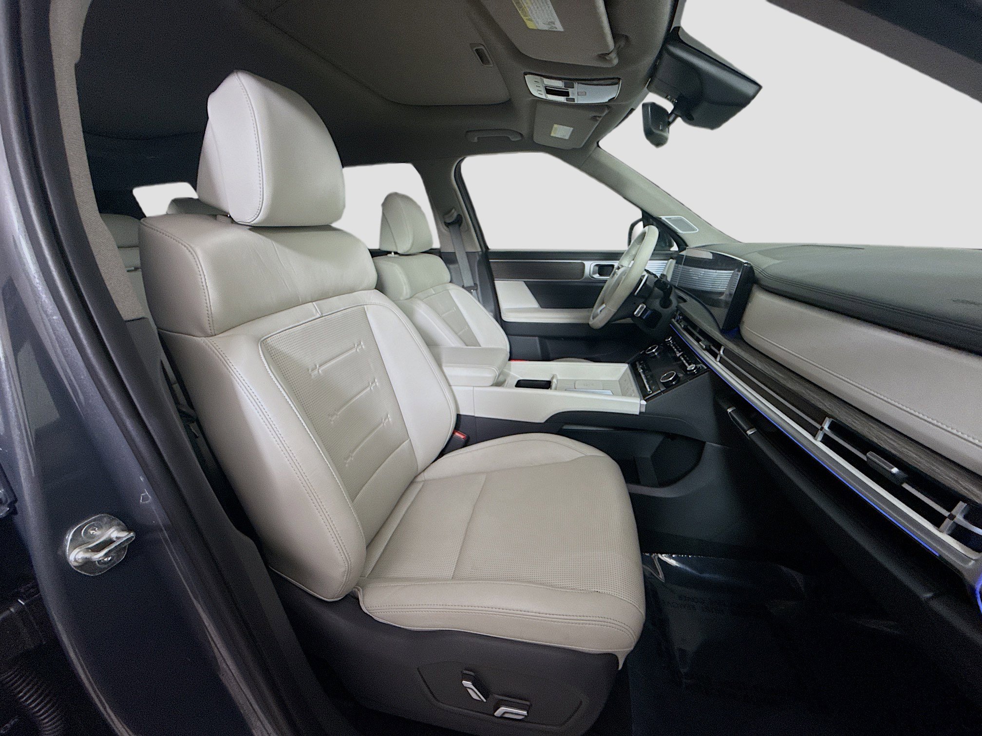 Used 2024 Hyundai Santa Fe Limited image 28