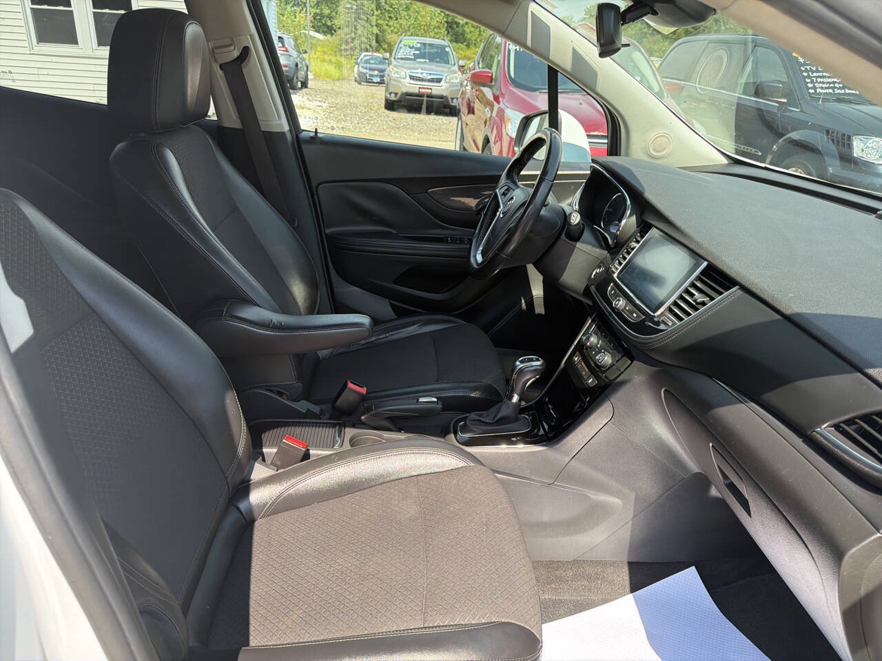 Used 2018 Buick Encore Preferred FWD image 18