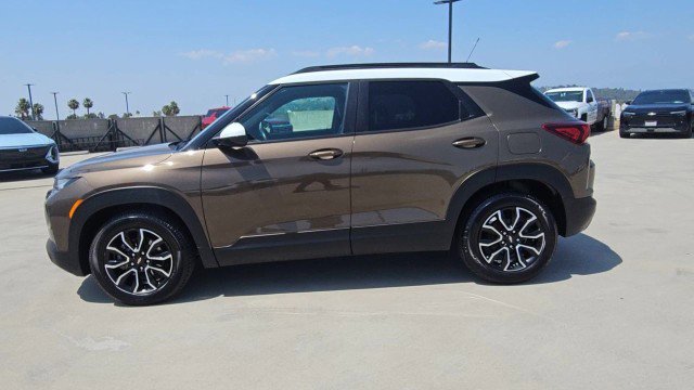 Used 2021 Chevrolet TrailBlazer ACTIV w/ Sun and Liftgate Package FWD image 5