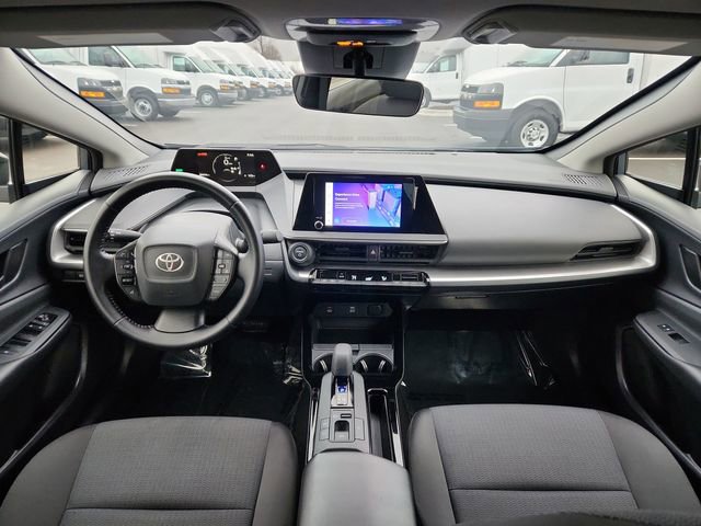 Used 2024 Toyota Prius LE image 33