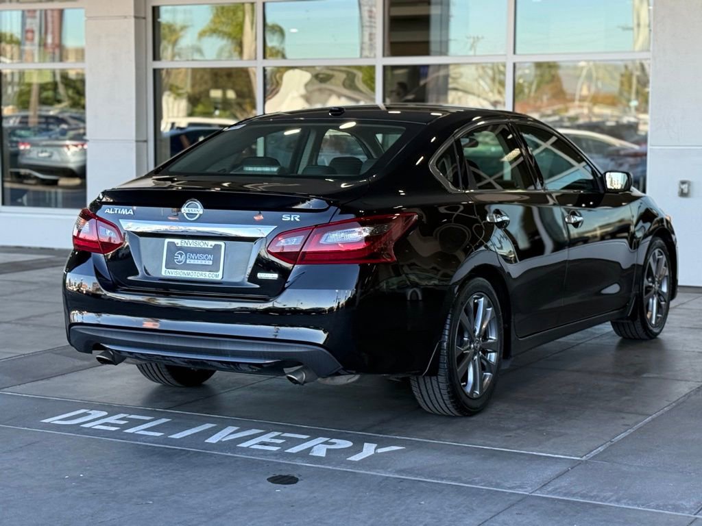 Used 2018 Nissan Altima 2.5 SR w/ SR Special Edition image 12
