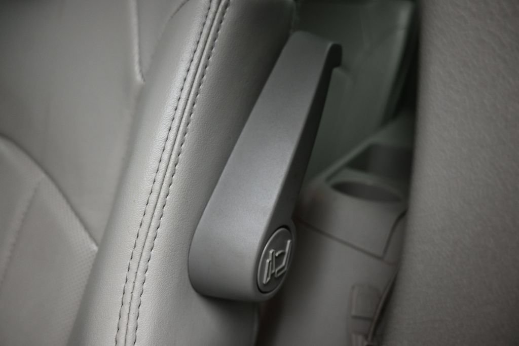 Used 2017 Buick Enclave Leather AWD/4WD image 37