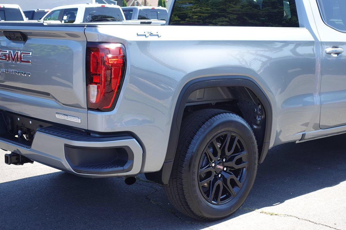 Used 2023 GMC Sierra 1500 Elevation AWD/4WD image 10