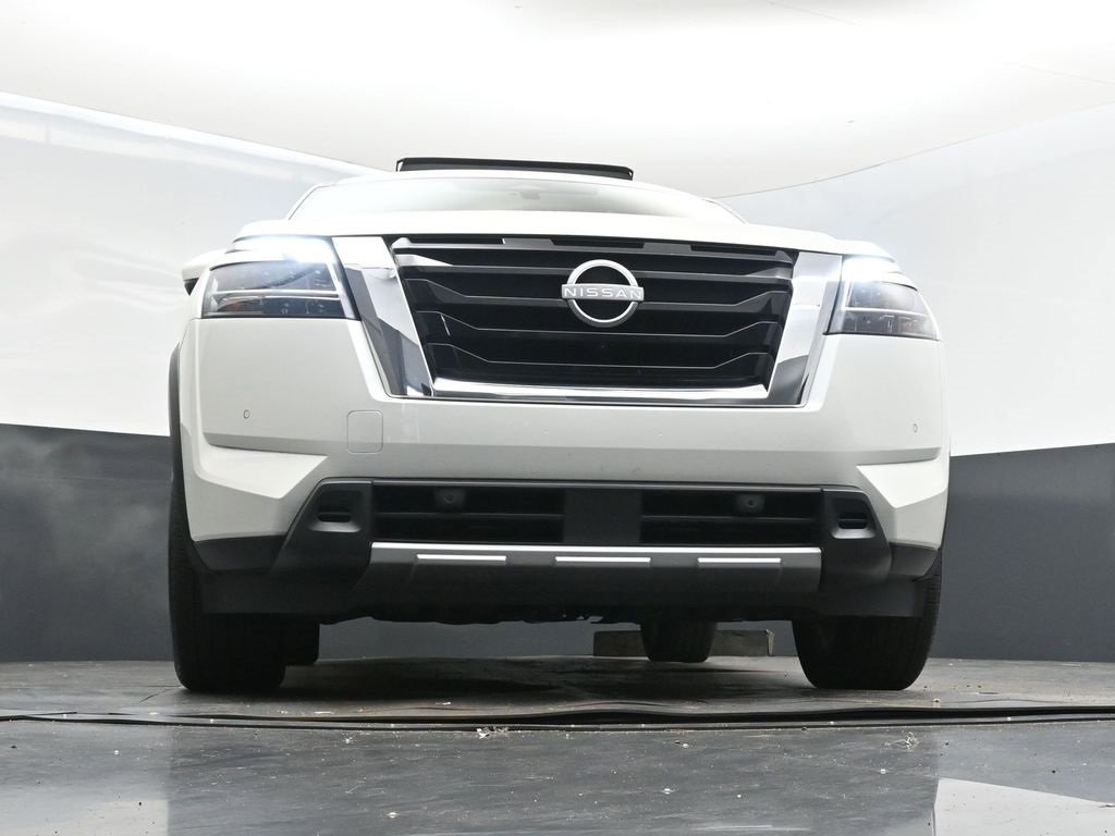 Used 2024 Nissan Pathfinder Platinum w/ Cargo Package image 48