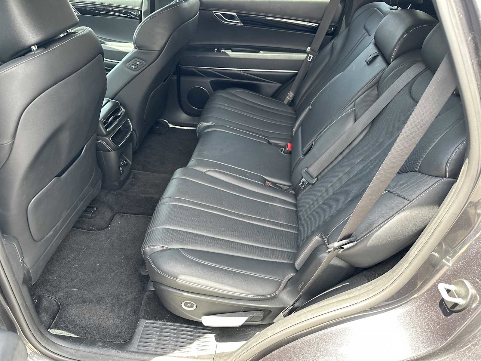 Used 2022 Genesis GV80 2.5T image 21