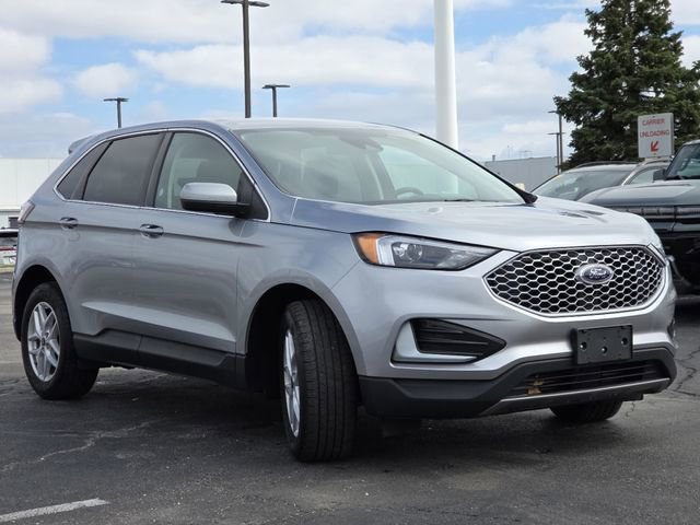 Used 2024 Ford Edge SEL AWD/4WD image 16