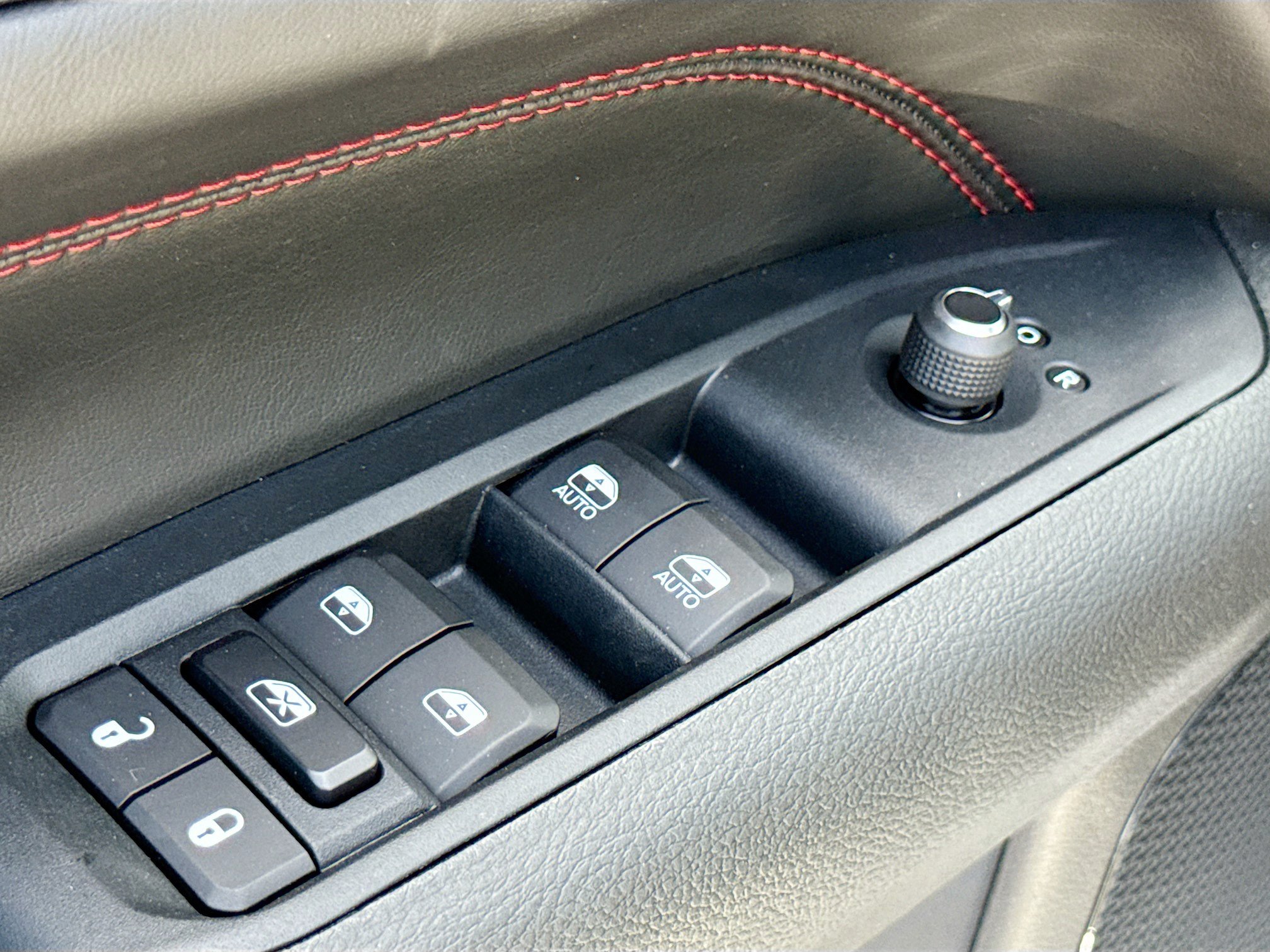New 2026 Jeep Compass Trailhawk AWD/4WD image 8