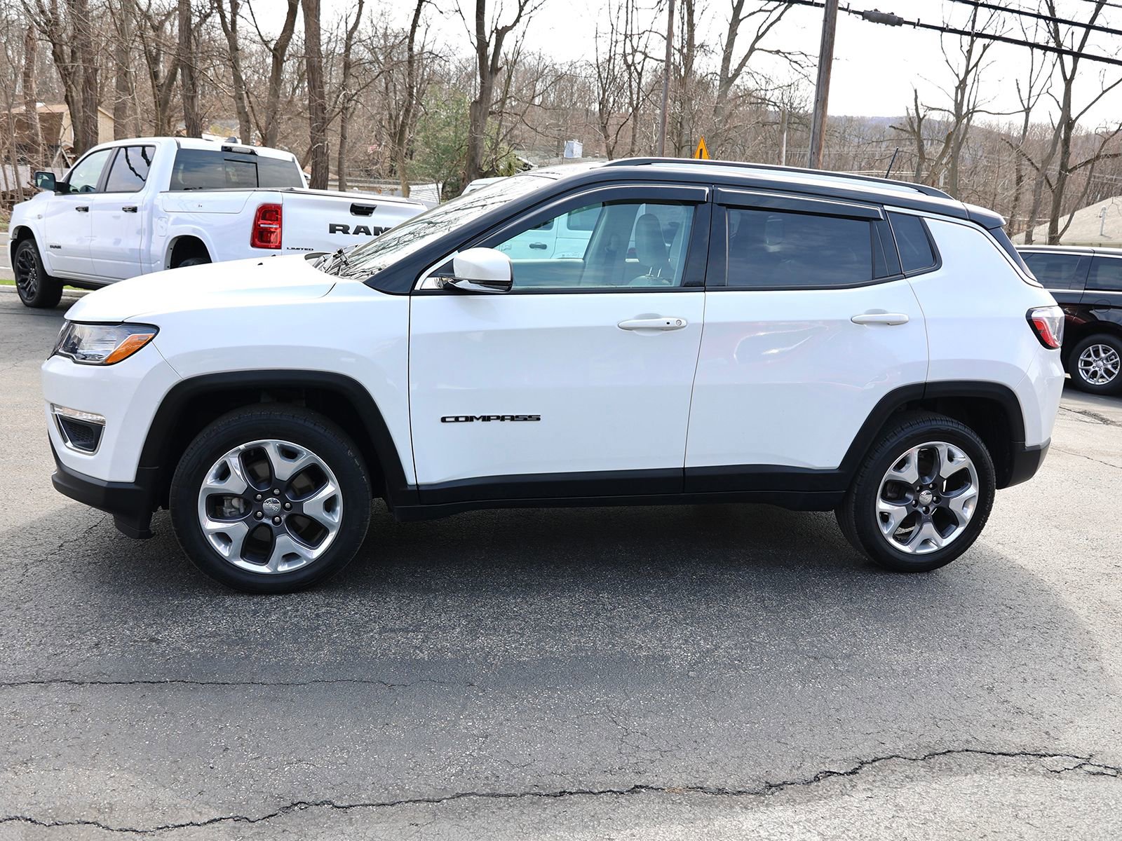 Used 2021 Jeep Compass Limited image 4