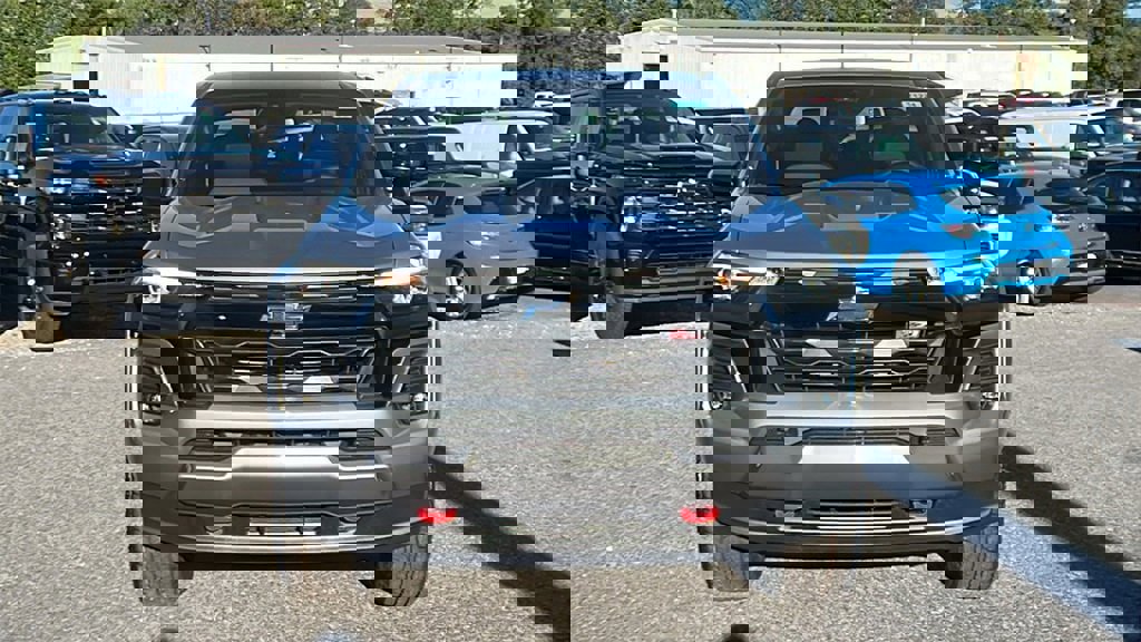 New 2026 Chevrolet Colorado Z71 image 2