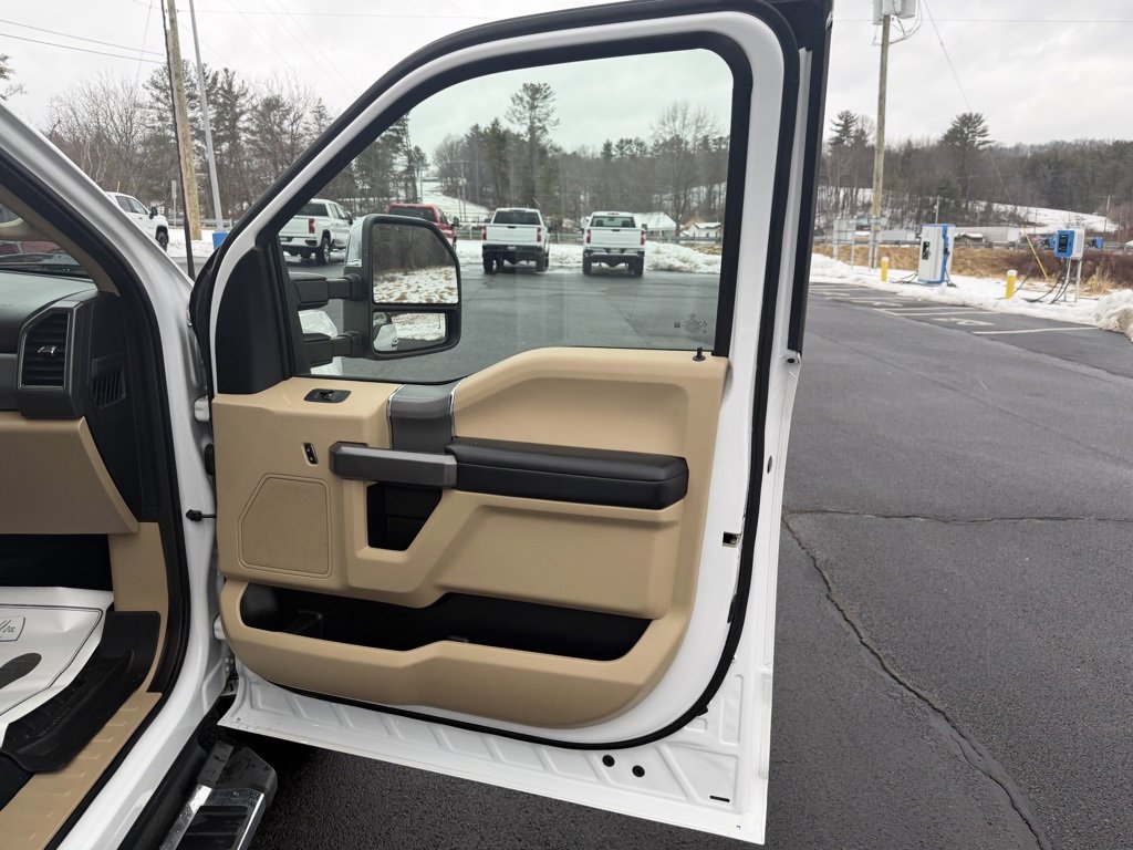 Used 2021 Ford F250 XLT w/ XLT Premium Package image 24