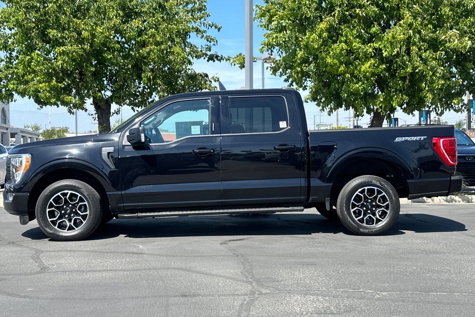 Used 2023 Ford F150 XLT w/ Equipment Group 302A High image 7