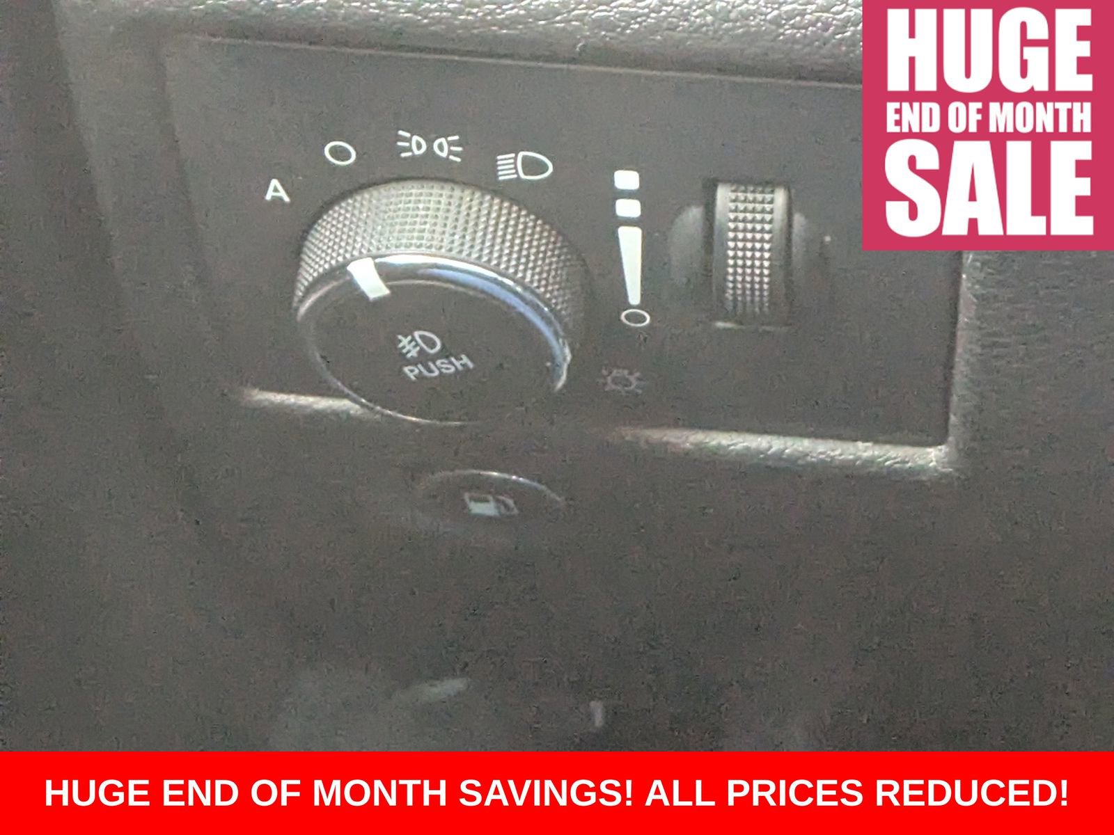 Used 2022 Jeep Grand Cherokee Laredo X image 38