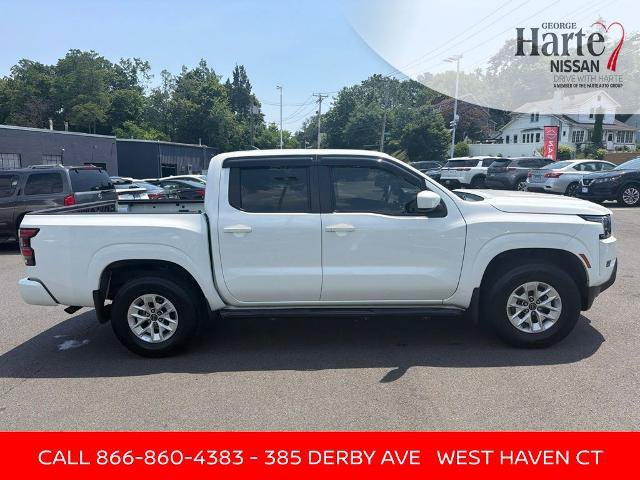 Certified 2024 Nissan Frontier SV w/ Tow Package AWD/4WD image 9