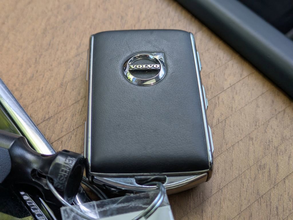 Used 2020 Volvo XC90 T6 Inscription w/ Protection Package Premier image 44