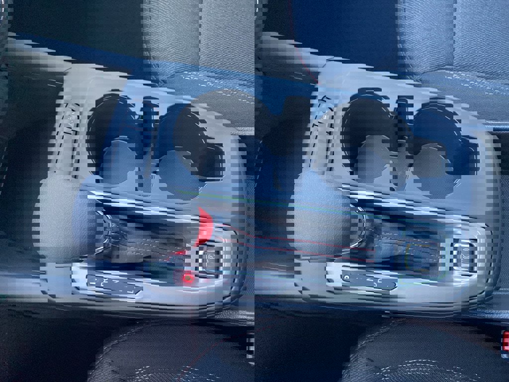 New 2026 Chevrolet Trax RS w/ Sunroof Package image 30