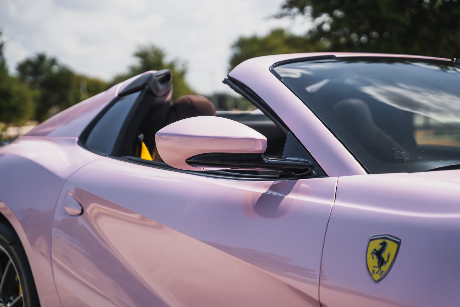 Used 2021 Ferrari 812 GTS RWD image 23