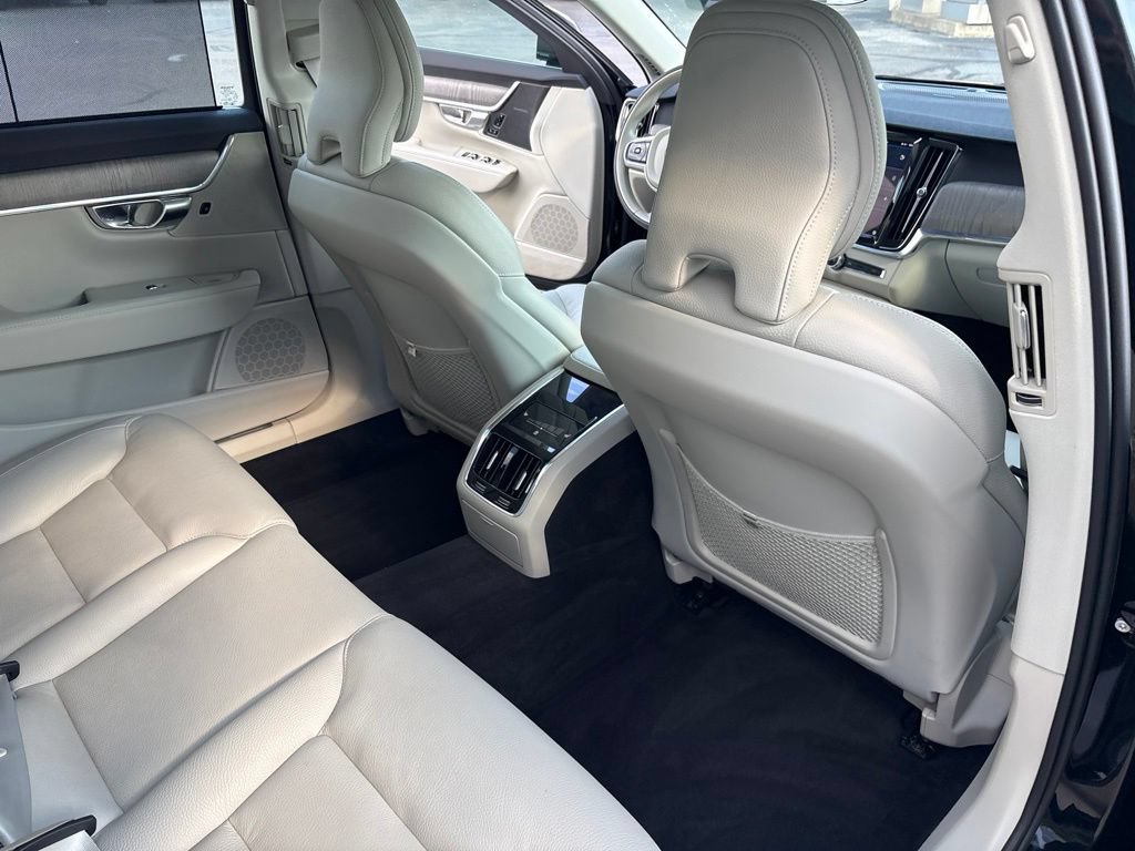 Certified 2023 Volvo S90 B6 Plus AWD/4WD image 34