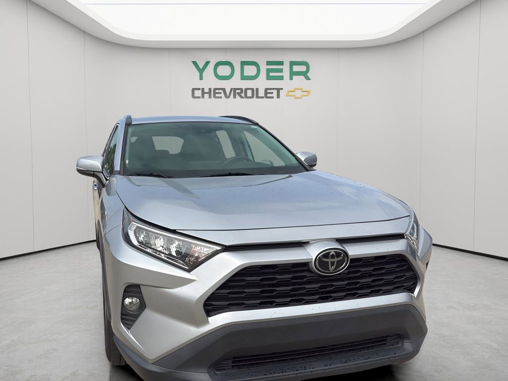 Used 2021 Toyota RAV4 XLE w/ Carpet Mat Package (TMS) AWD/4WD image 54