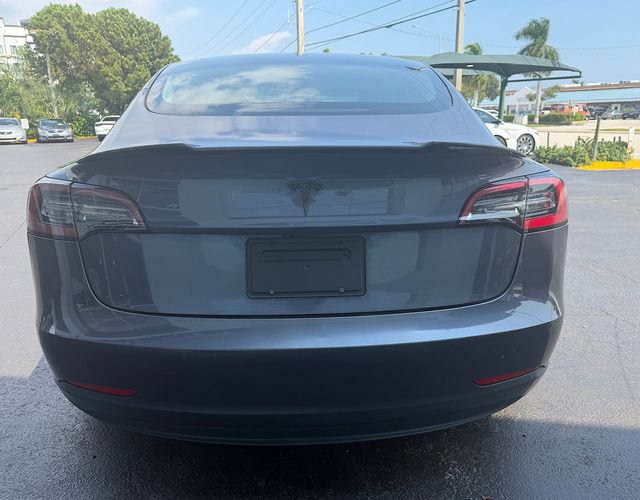Used 2020 Tesla Model 3 Standard Range Plus RWD image 4
