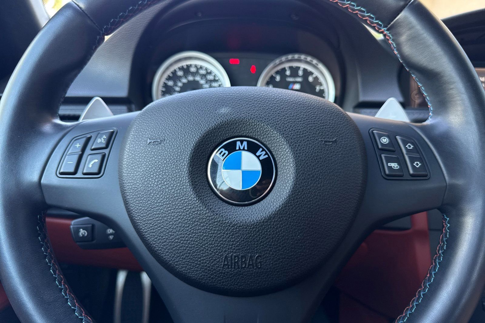 Used 2011 BMW M3 Convertible RWD image 23