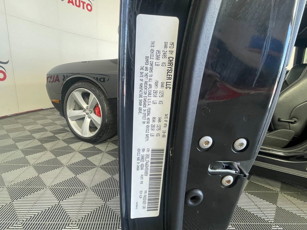 Used 2009 Dodge Challenger SRT8 w/ SRT Option Group II image 23