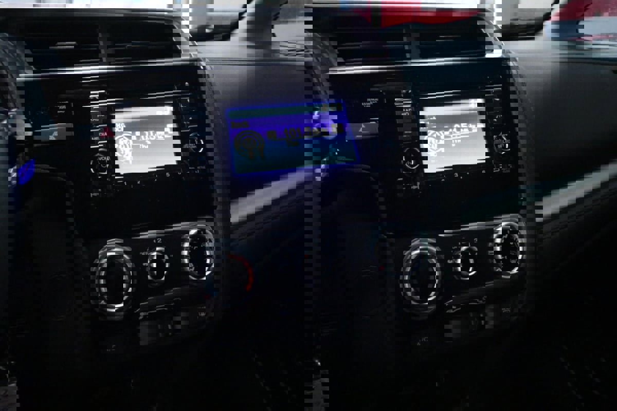 Used 2019 Honda Fit LX image 8