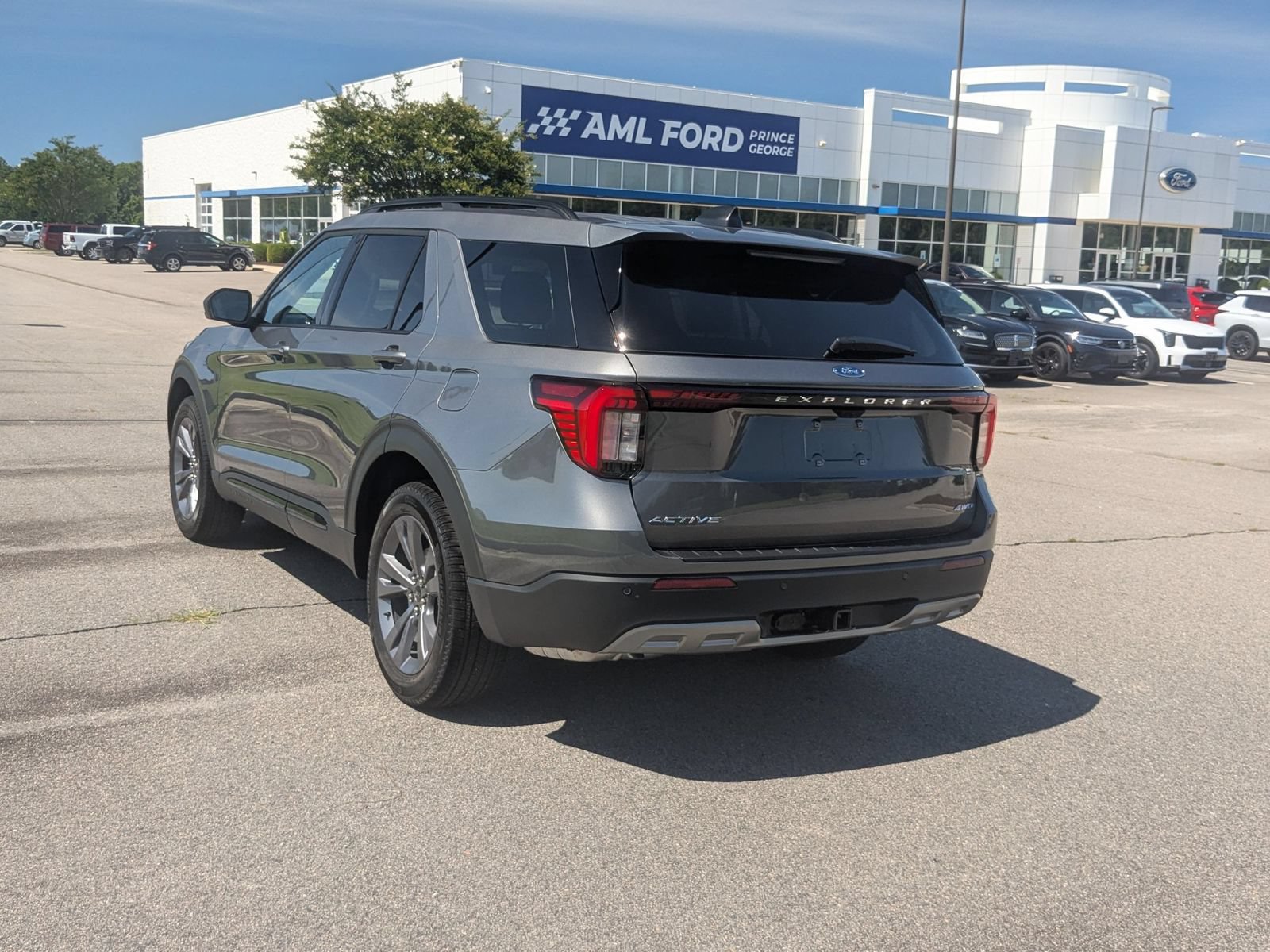 New 2026 Ford Explorer Active w/ Active Comfort Package AWD/4WD image 5
