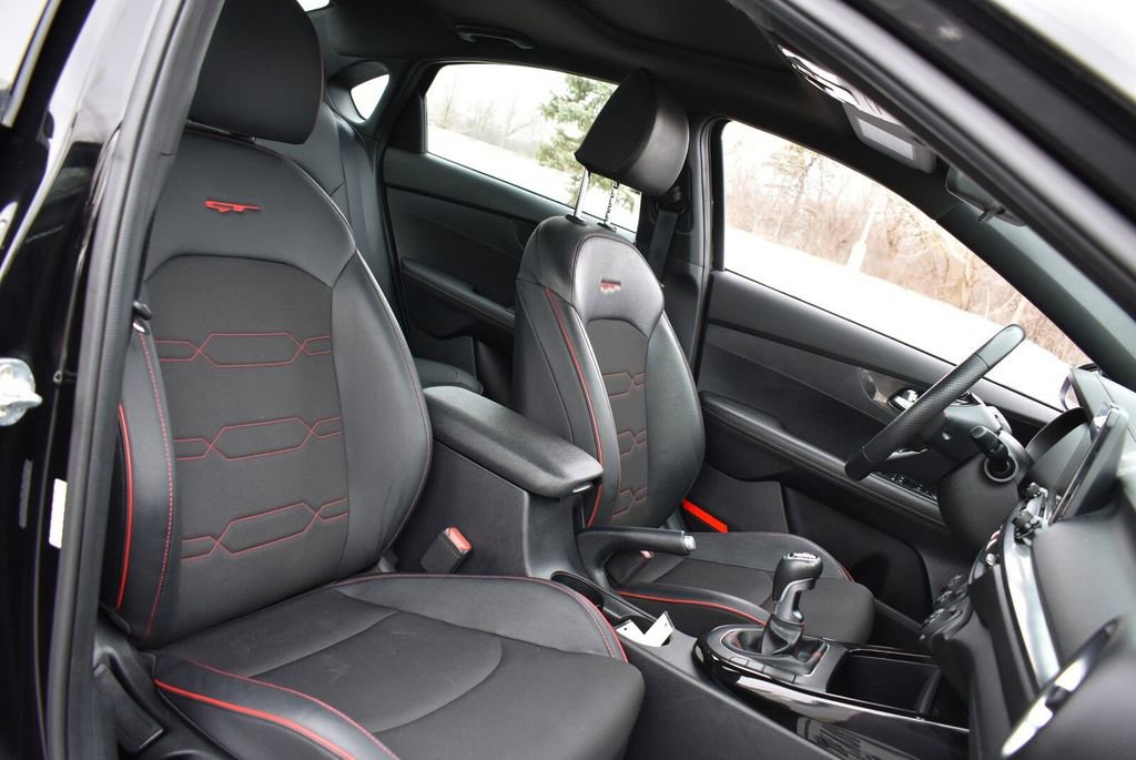 Used 2020 Kia Forte GT image 33