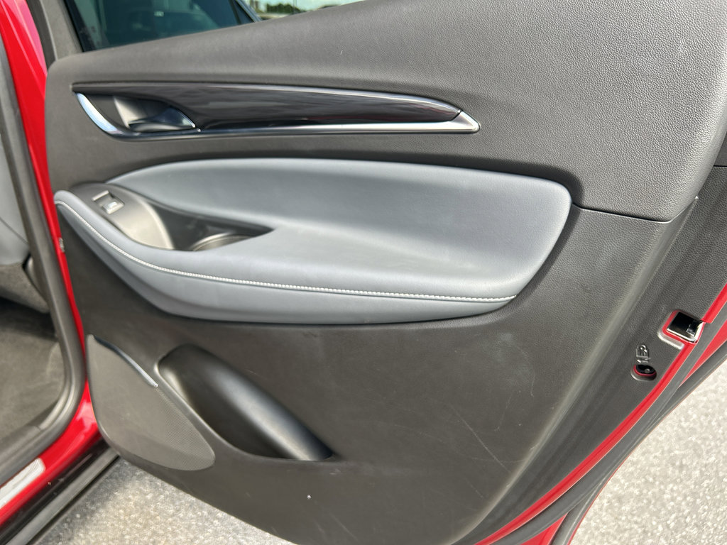 Used 2024 Buick Enclave Premium image 23