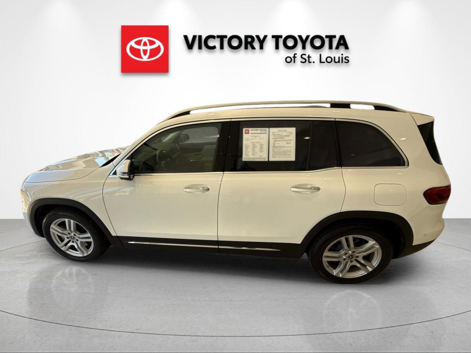 Used 2022 Mercedes-Benz GLB 250 4MATIC image 6