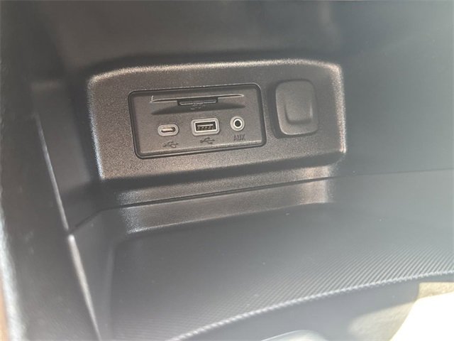 Used 2019 Chevrolet Equinox LT image 26