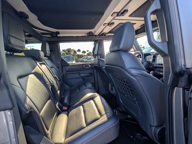 Certified 2025 Ford Bronco Badlands AWD/4WD image 13