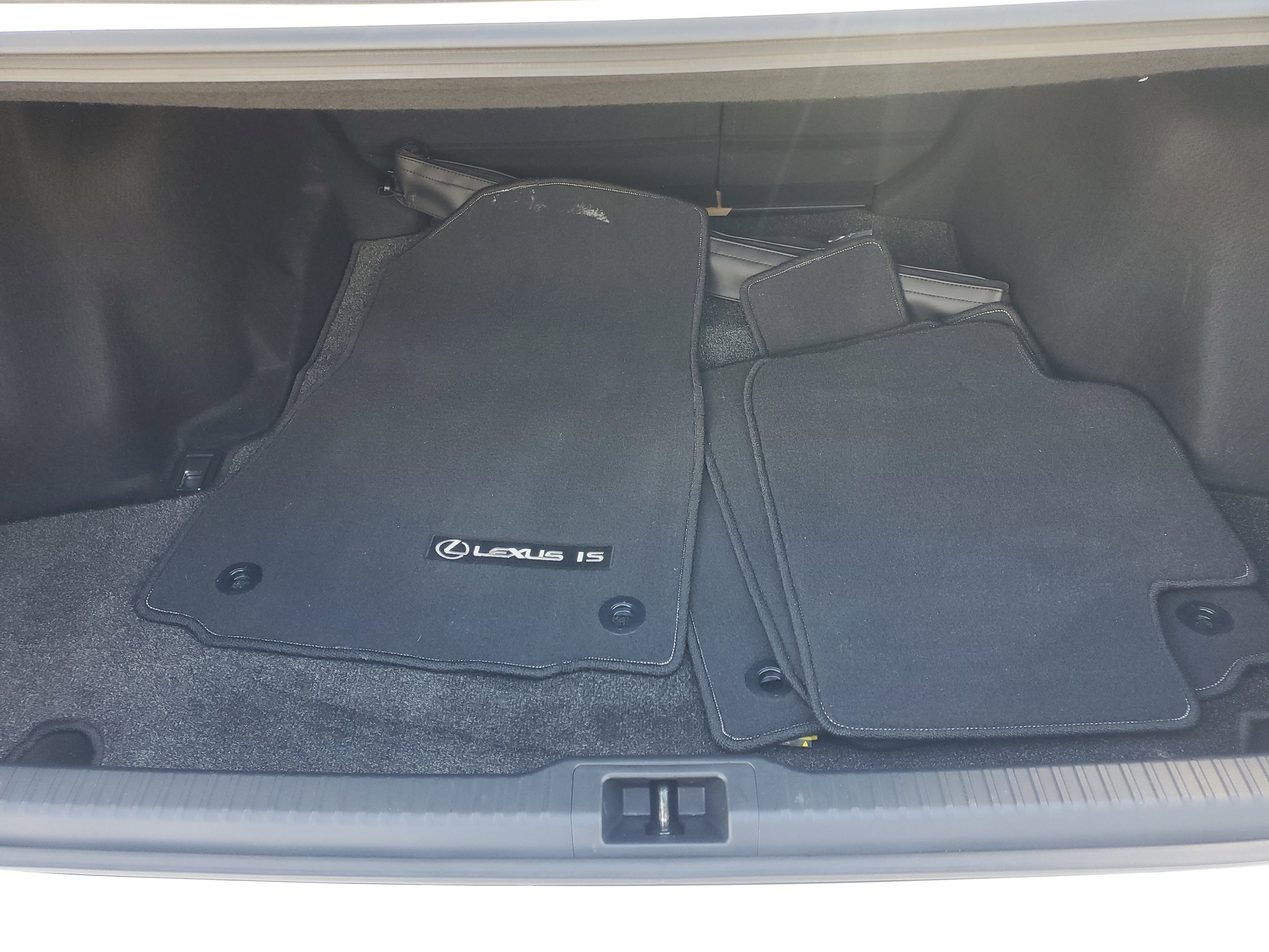 Certified 2023 Lexus IS 300 w/ Comfort Package RWD image 8