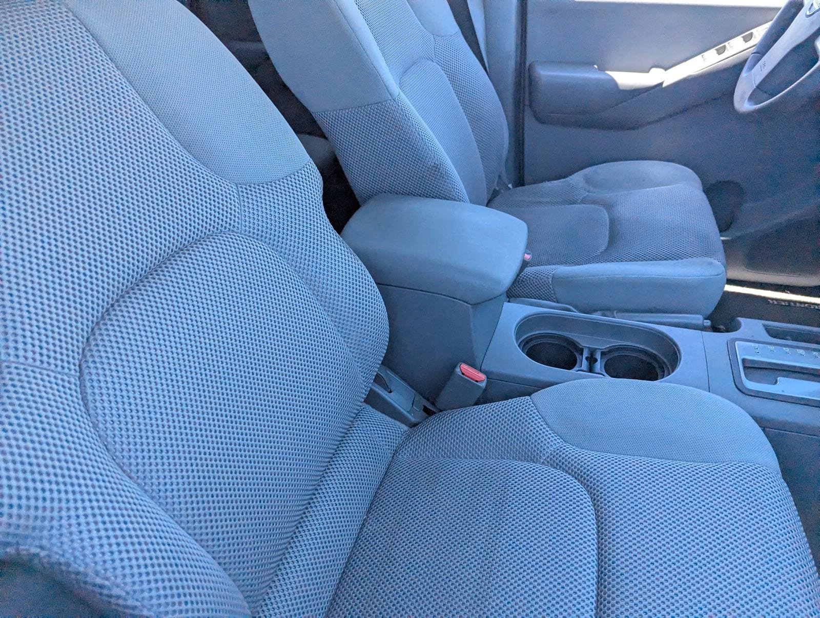 Used 2011 Nissan Frontier SV RWD image 9