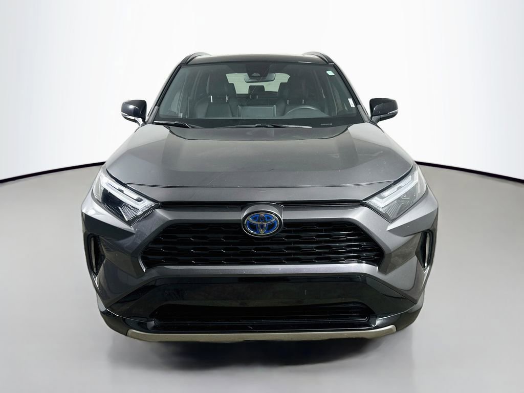 Used 2022 Toyota RAV4 XSE AWD/4WD image 2