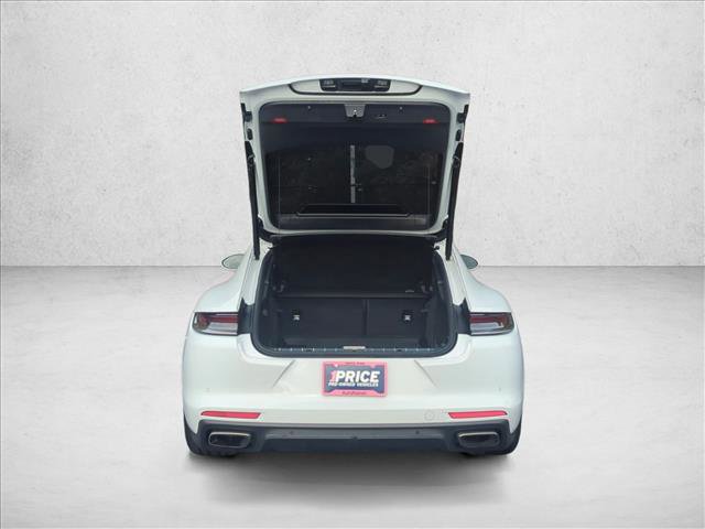 Used 2022 Porsche Panamera 4 w/ Premium Package image 8