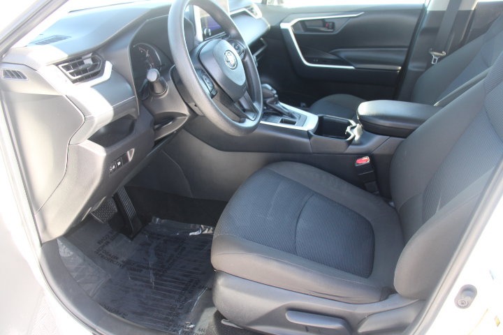Certified 2025 Toyota RAV4 LE AWD/4WD image 11