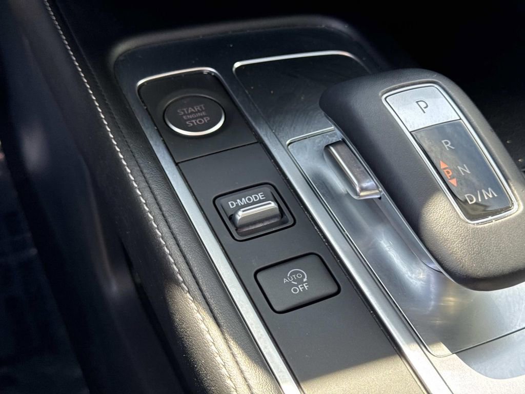 Certified 2025 INFINITI QX60 Luxe image 26