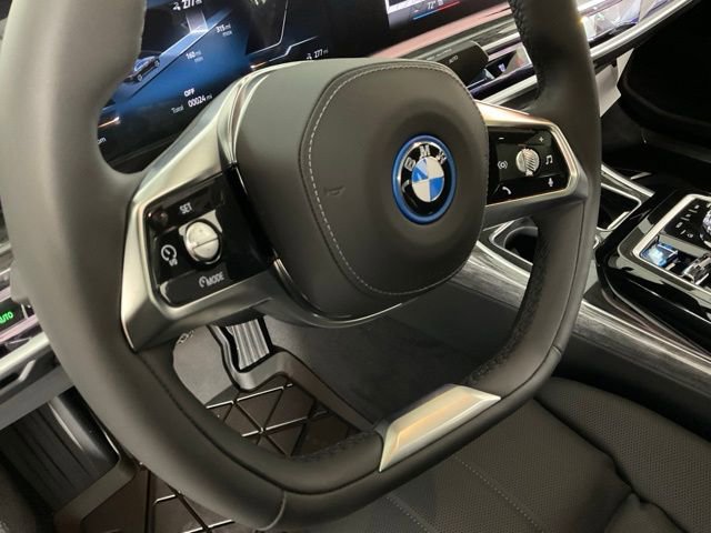 Used 2024 BMW i7 eDrive50 RWD image 23